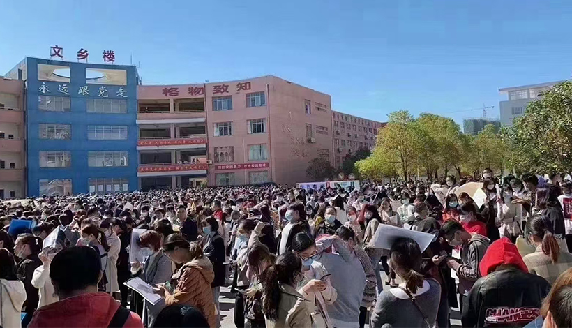 湖南成人高考考上后需要去学校上课吗？